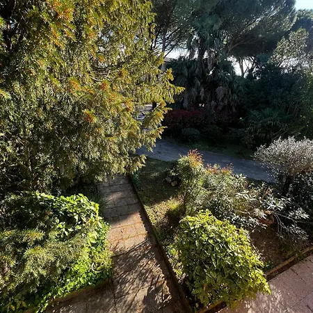 Villa Egles - Con Giardino A