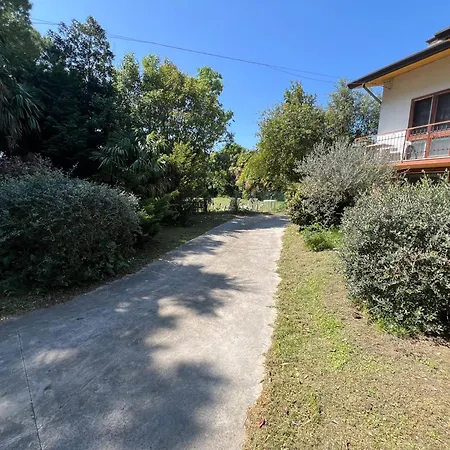 Villa Egles - Con Giardino A