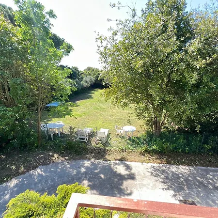 Egles - Con Giardino A Villa Lignano Sabbiadoro