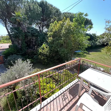 Villa Egles - Con Giardino A Lignano Sabbiadoro
