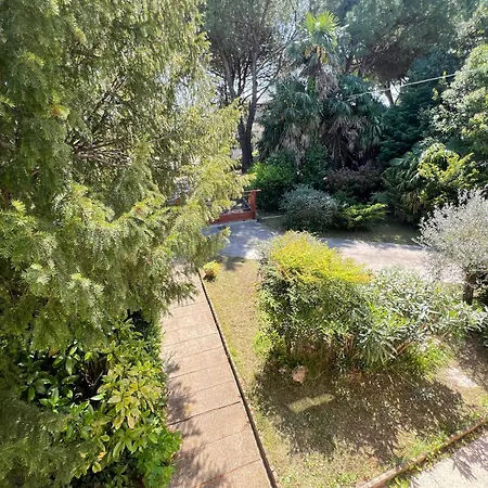 Egles - Con Giardino A *