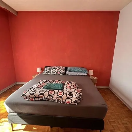 Egles - Con Giardino A Villa *