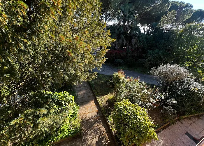 Villa Egles - Con Giardino A