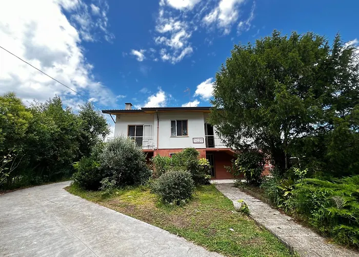 Villa Egles - Con Giardino A