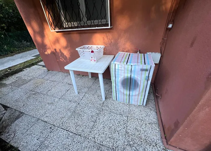 Egles - Con Giardino A Villa