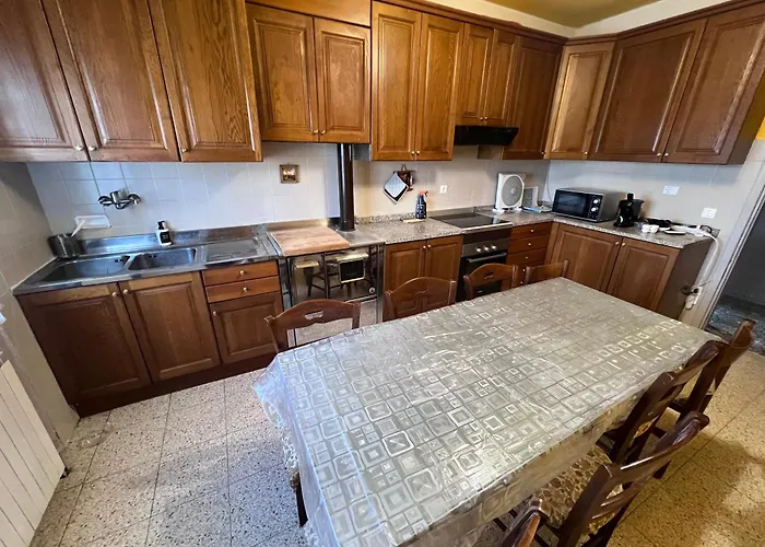 Egles - Con Giardino A Villa *